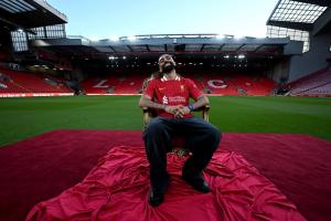 开云体育下载-金球还有机会吗？32岁萨拉赫再留两年，今年大热但欧冠遗憾出局