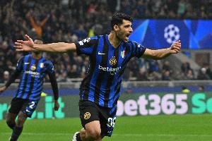 开云体育下载-当地媒体：塔雷米想留队且国米信任他，若今夏离队他首选留在意甲